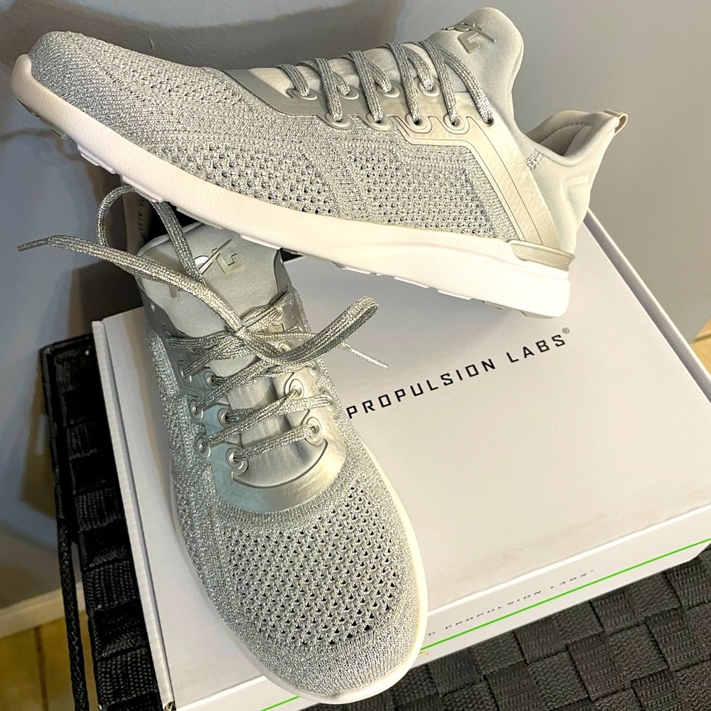 APL new in box 8.5